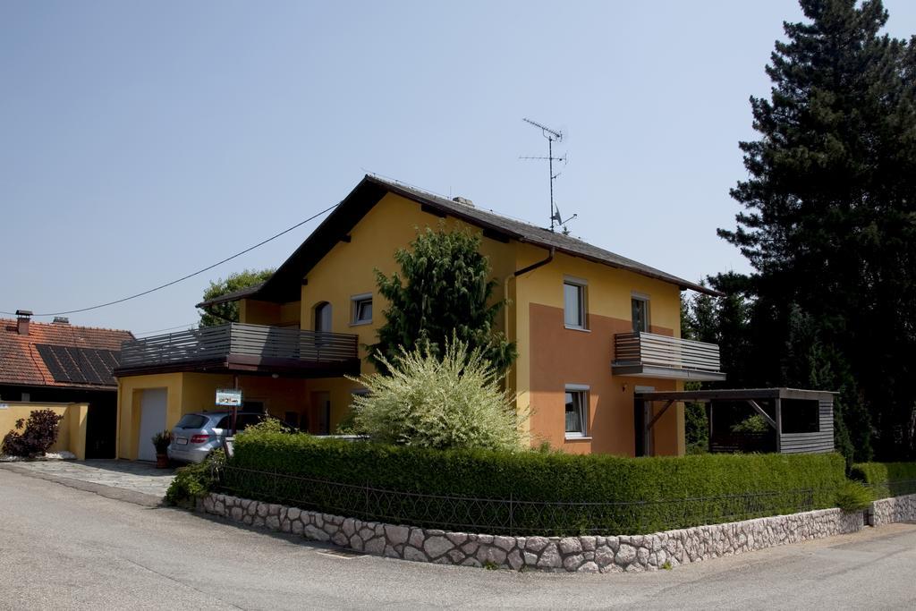 Gaestehaeuser Anni Ehrndorfer Ried im Innkreis Esterno foto